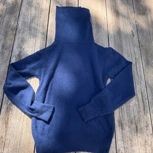 100% Cashmere Vintage Bullock's Turtleneck Sweater - Size M
